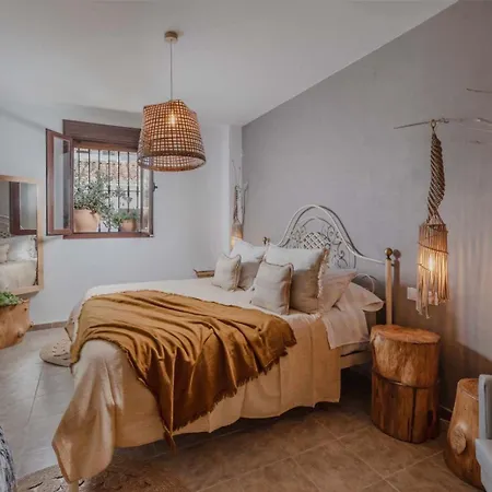 Yanes Bed & Breakfast