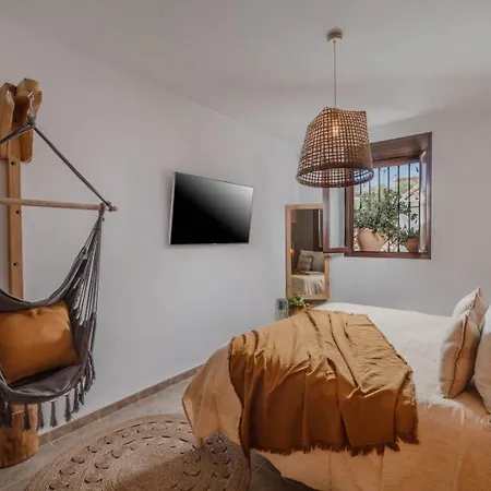 Bed & Breakfast Yanes