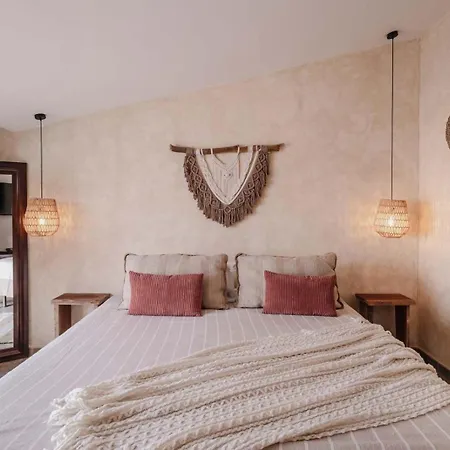 Yanes Bed & Breakfast