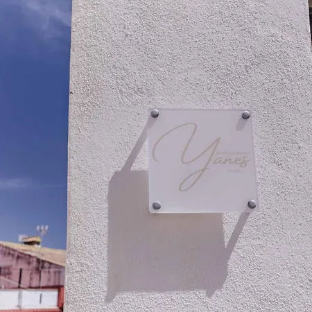 Yanes Bed & Breakfast