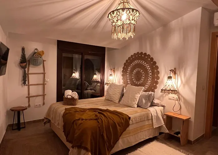 Yanes Bed & Breakfast *