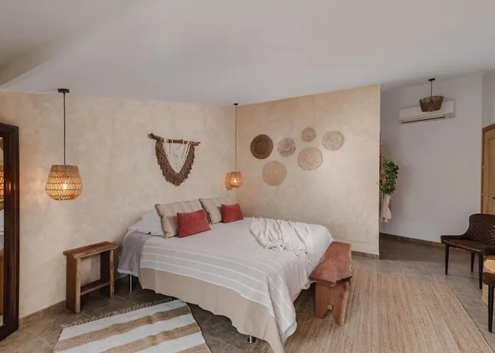 Yanes Bed & Breakfast