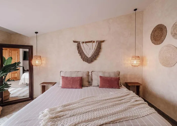 Yanes Bed & Breakfast
