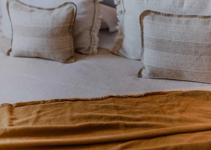 Bed & Breakfast Yanes *